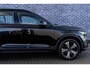 Volvo XC40 1.5 T4 Plug-in hybrid Ultimate Dark | PHEV | Panoramadak | Trekhaak | Harman Kardon Audio | Elektrische Achterklep | Keyless Entry | Navigatie | Apple Carplay | Android Auto | BLIS