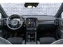 Volvo XC40 1.5 T4 Plug-in hybrid Ultimate Dark | PHEV | Panoramadak | Trekhaak | Harman Kardon Audio | Elektrische Achterklep | Keyless Entry | Navigatie | Apple Carplay | Android Auto | BLIS