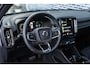 Volvo XC40 1.5 T4 Plug-in hybrid Ultimate Dark | PHEV | Panoramadak | Trekhaak | Harman Kardon Audio | Elektrische Achterklep | Keyless Entry | Navigatie | Apple Carplay | Android Auto | BLIS