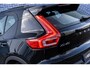 Volvo XC40 1.5 T4 Plug-in hybrid Ultimate Dark | PHEV | Panoramadak | Trekhaak | Harman Kardon Audio | Elektrische Achterklep | Keyless Entry | Navigatie | Apple Carplay | Android Auto | BLIS