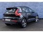 Volvo XC40 1.5 T4 Plug-in hybrid Ultimate Dark | PHEV | Panoramadak | Trekhaak | Harman Kardon Audio | Elektrische Achterklep | Keyless Entry | Navigatie | Apple Carplay | Android Auto | BLIS