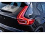 Volvo XC40 1.5 T4 Plug-in hybrid Ultimate Dark | PHEV | Panoramadak | Trekhaak | Harman Kardon Audio | Elektrische Achterklep | Keyless Entry | Navigatie | Apple Carplay | Android Auto | BLIS
