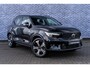 Volvo XC40 1.5 T4 Plug-in hybrid Ultimate Dark | PHEV | Panoramadak | Trekhaak | Harman Kardon Audio | Elektrische Achterklep | Keyless Entry | Navigatie | Apple Carplay | Android Auto | BLIS