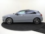 Mercedes-Benz A-klasse 250e Business Solution AMG-Line Plus / Panoramadak / Sfeerverlichting / 19inch / Night-Pakket /
