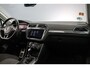Volkswagen Tiguan Highline Business R 1.5 TSI 150pk DSG Automaat Panoramadak, Adaptive cruise control, Achteruitrijcamera, Verwarmde voorruit, Elektrische achterklep