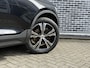 Volvo XC40 1.5 T5 Recharge Business Pro | Plug-in Hybrid (PHEV) | Lichtmetalen Velgen 19 inch | Navigatie | Apple Carplay | Android Auto | Keyless Entry | Elektrische Achterklep | Cruise Control Adaptief | BLIS