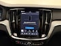 Volvo V60 T8 455pk AWD Plus Dark / GRATIS TREKHAAK T.W.V. € 1.295,- / Panoramisch dak / Head-up display / Keyless / 360Camera / H&K Audio / Sportstoelen.