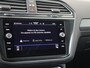 Volkswagen Tiguan 1.4 TSI eHybrid R-Line Business | SoH 100% | Parkeerassistent | Keyless | Achteruitrijcamera | Adaptieve cruise control | Stoel- en stuurwielverwarming | LED matix verlichting | Dodehoek detectie |