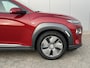 Hyundai Kona Electric EV Premium 64 kWh / Trekhaak met afneembare kogel(geschikt voor fietsendrager) / Navigatie/ Apple Carplay/Android Auto / Airco / Cruise Control / Warmtepomp /