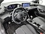 Peugeot 208 GT 100pk | Navigatie | Rondomzichtcamera | Climate Control | Cruise Control | Parkeersensoren v+a | Armsteun | Keyless | Full Led koplampen | Dodehoeksensor | Half lederen sportstoelen | Bluetooth | Draadloze Apple CarPlay / Android Auto + telefoonlader | DAB+ radio | Volledig digitaal instrumentenpaneel | Sfeerverlichting | Donker getint glas | 17" lichtmetalen velgen |