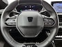 Peugeot 208 GT 100pk | Navigatie | Rondomzichtcamera | Climate Control | Cruise Control | Parkeersensoren v+a | Armsteun | Keyless | Full Led koplampen | Dodehoeksensor | Half lederen sportstoelen | Bluetooth | Draadloze Apple CarPlay / Android Auto + telefoonlader | DAB+ radio | Volledig digitaal instrumentenpaneel | Sfeerverlichting | Donker getint glas | 17" lichtmetalen velgen |