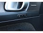 Volvo EX40 Single Motor Extended Range Ultra Black Edition | Demo Deal | Panoramadak | Verwarmbare voorstoelen en stuurwiel | Premium audio by Harman Kardon | Elek. bed. voorstoelen met Memory | 360° camera | Adaptive Cruise Control |
