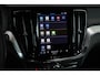 Volvo V60 T6 Plug-in hybrid AWD Plus Dark | Adaptive Cruise Control | 360° Parkeercamera | BLIS | Stoelverwarming | Stuurwielverwarming | Wegklapbare trekhaak | Harman Kardon Premium Audio | Google infotainment |