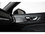 Volvo V60 T6 Plug-in hybrid AWD Plus Dark | Adaptive Cruise Control | 360° Parkeercamera | BLIS | Stoelverwarming | Stuurwielverwarming | Wegklapbare trekhaak | Harman Kardon Premium Audio | Google infotainment |