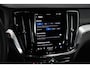 Volvo V60 T6 Plug-in hybrid AWD Plus Dark | Adaptive Cruise Control | 360° Parkeercamera | BLIS | Stoelverwarming | Stuurwielverwarming | Wegklapbare trekhaak | Harman Kardon Premium Audio | Google infotainment |