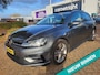 Volkswagen Golf 1.0 TSI Highline Business R line dealer onderhouden