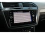 Volkswagen Tiguan 2.0 TSI R-line Leer Pano Trekhaak 4motion