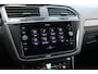 Volkswagen Tiguan 2.0 TSI R-line Leer Pano Trekhaak 4motion