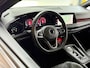Volkswagen Golf 1.5 eTSI R-Line | IQ LED | Licht + Zicht | Discover Media | Camera | Comfort Pakket | CarPlay | DAB+ |