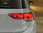 Volkswagen Golf 1.5 eTSI R-Line | IQ LED | Licht + Zicht | Discover Media | Camera | Comfort Pakket | CarPlay | DAB+ |