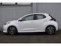 Toyota Yaris 1.5 VVT-i Dynamic Handgeschakeld 126pk | Trekhaak | 1e eigenaar | Dealer onderhouden | Keyless entry & start |
