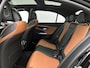 Mercedes-Benz C-klasse 300 e AMG Plug-In Hybride Panoramadak | AMG Styling | Night Pakket | E;ectrische voorstoelen met geheugen Inclusief 24 maanden Mercedes-Benz Certified garantie voor Europa.