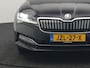 Skoda Superb Combi 1.4 TSI iV Business Edition Plus Plug In Hybrid 218pk PHEV | Trekhaak Af Fabriek | Crystal LED | Canton Audio | Sportstoelen & Stuur Verwarmd | Camera | Keyless | Cruise Control | Navigatie | Apple Carplay | Virtual | DAB | 17"L.M |