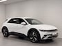 Hyundai Ioniq 5 Long Range Pure Edition 84 kWh Volledig Elektrisch, 570 KM RANGE WLTP, Stoelverwarming en Elektrische stoel verstelling Uit voorraad leverbaar