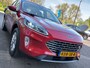Ford Kuga 2.5 PHEV Titanium | Navi | Apple Carplay+Android Auto | Clima | Adap.Cruise | Head-Up | Keyless Entry | Pdc V+A+Assist+360 Camera | Stoel+Stuurwielverwarming | Dodehoek+Rijstrooksensor | 17''