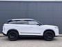 Jaecoo 7 1.5 GDI SHS-P Exclusive Black Pack, Cognac Ledere bekleding en 21 Inch velgen met 1500 KG trekgewicht, 1200 KM RANGE Navigatie, Elektrische achterklep, Luxe lederen bekleding en 7 jaar garantie Nu met 3000 euro zomervoordeel!