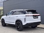 Jaecoo 7 1.5 GDI SHS-P Exclusive Black Pack, Cognac Ledere bekleding en 21 Inch velgen met 1500 KG trekgewicht, 1200 KM RANGE Navigatie, Elektrische achterklep, Luxe lederen bekleding en 7 jaar garantie Nu met 3000 euro zomervoordeel!