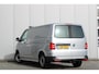 Volkswagen Transporter 2.0 TDI 102pk L2H1 Comfortline | Cruise Control | Laadruimte Inrichting | Trekhaak | Zwaailamp