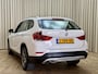 BMW X1 sDrive18i Facelift / Afn. Trekhaak / Navigatie / Cruise / Stoelverwarming / PDC / 17'' LMV