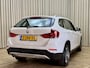 BMW X1 sDrive18i Facelift / Afn. Trekhaak / Navigatie / Cruise / Stoelverwarming / PDC / 17'' LMV