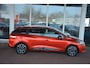Renault Clio Estate 0.9 TCe Expression | Parkeer Sensoren | Cruise | Bass Reflex Audio Systeem | Bluetooth | Navi | NL Auto |