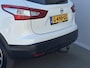 Nissan Qashqai 1.6 Connect Edition / Trekhaak (1500 KG) / 360 Graden camera / Stoelverwarming / Panoramadak / Cruise control