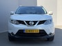 Nissan Qashqai 1.6 Connect Edition / Trekhaak (1500 KG) / 360 Graden camera / Stoelverwarming / Panoramadak / Cruise control