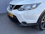 Nissan Qashqai 1.6 Connect Edition / Trekhaak (1500 KG) / 360 Graden camera / Stoelverwarming / Panoramadak / Cruise control