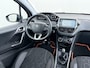 Peugeot 2008 1.2 PureTech Blue Lion | Navigatie | Panorama dak | Trekhaak | Parkeersensoren achter | Cruise control | Airco