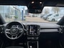 Volvo XC40 T4 Recharge R-Design | Camera | Parkeersensoren voor en achter | Stoel en stuurwielverwarming | BLIS | Adaptieve Cruise control |