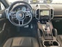 Porsche Cayenne 3.0 S E-Hybrid/NL Auto/NAP/Panoramadak/Navigatie/Parkeerassistent/Luxe Ledere Stoelen met Stoelverwarming&Elektr./Achterklep&Trekhaak Elektr./21 Inch Lmv