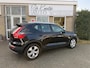 Volvo XC40 1.5 T2 Momentum Automaat / Navigatie
