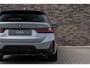 BMW 3-Serie Touring 330e xDrive | M-Sport | Live Cockpit | Panorama | Leder | Memory | HiFi | Trekhaak | 19"LM | Frozen Pure Grey