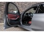 BMW 3-Serie Touring 330e xDrive | M-Sport | Live Cockpit | Panorama | Leder | Memory | HiFi | Trekhaak | 19"LM | Frozen Pure Grey