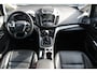Ford C-Max 2.0 Plug-in Hybrid Titanium Plus | Incl. 12 maanden garantie | Stoel verwarming | Navigatie | Bluetooth | Climate control | Elektrische achterklep | Lichtmetalen velgen | Parkeersensoren | Achteruitrijcamera | Airco | Panorama dak