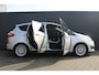 Ford C-Max 2.0 Plug-in Hybrid Titanium Plus | Incl. 12 maanden garantie | Stoel verwarming | Navigatie | Bluetooth | Climate control | Elektrische achterklep | Lichtmetalen velgen | Parkeersensoren | Achteruitrijcamera | Airco | Panorama dak