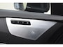 Volvo XC90 T8 455PK Recharge AWD Ultimate Bright / Luchtvering / Bowers & Wilkins / Schuif-kanteldak / 360 Camera / Head Up Display / Nappaleder met ventilatie / Massagefunctie / Gelamineerde zijruiten / 22'' Velgen / Trekhaak /  Stoelverwarming / Stuurverwarming