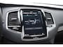 Volvo XC90 T8 455PK Recharge AWD Ultimate Bright / Luchtvering / Bowers & Wilkins / Schuif-kanteldak / 360 Camera / Head Up Display / Nappaleder met ventilatie / Massagefunctie / Gelamineerde zijruiten / 22'' Velgen / Trekhaak /  Stoelverwarming / Stuurverwarming