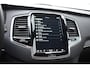 Volvo XC90 T8 455PK Recharge AWD Ultimate Bright / Luchtvering / Bowers & Wilkins / Schuif-kanteldak / 360 Camera / Head Up Display / Nappaleder met ventilatie / Massagefunctie / Gelamineerde zijruiten / 22'' Velgen / Trekhaak /  Stoelverwarming / Stuurverwarming