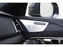 Volvo XC90 T8 455PK Recharge AWD Ultimate Bright / Luchtvering / Bowers & Wilkins / Schuif-kanteldak / 360 Camera / Head Up Display / Nappaleder met ventilatie / Massagefunctie / Gelamineerde zijruiten / 22'' Velgen / Trekhaak /  Stoelverwarming / Stuurverwarming